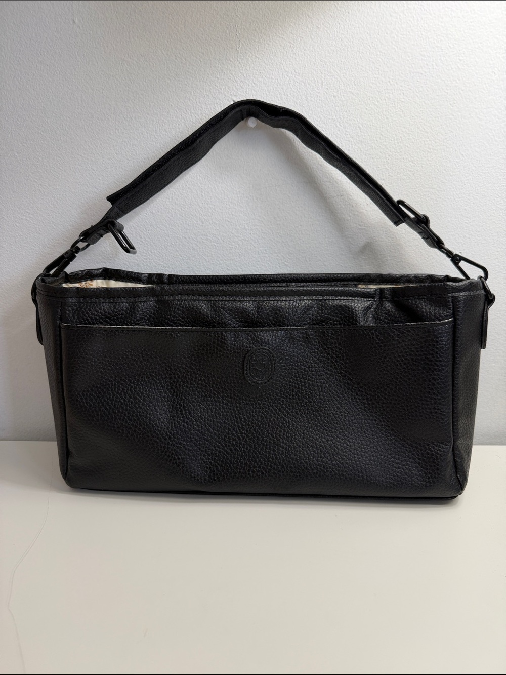 Classic Black Shoulder Bag with Detachable Strap